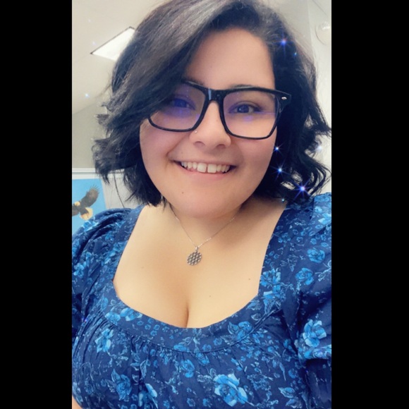 Meet your Posher, Sammie - Picture 1 of 1